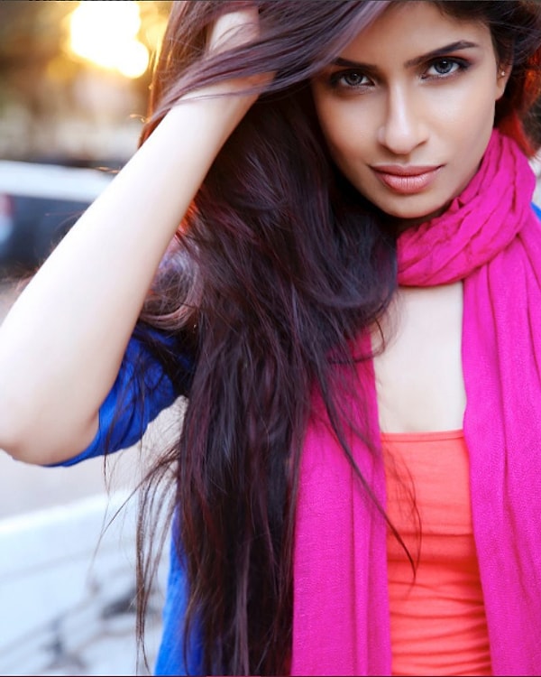 4. Это было тяжело, но Дивья была настроена на успех.