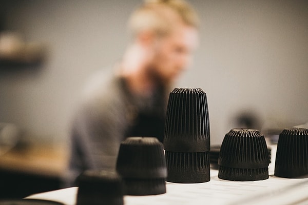 2. Видимо для того, чтобы мы могли пить кофе из кофе