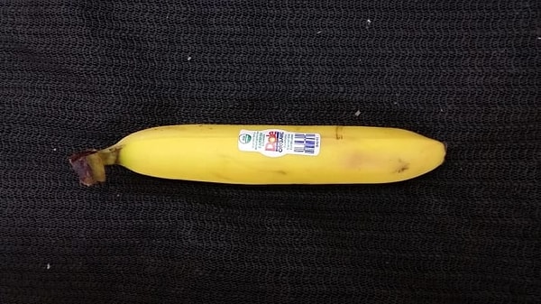 6. А вот и абсолютно прямой банан. Вы такое видели? Мы нет!