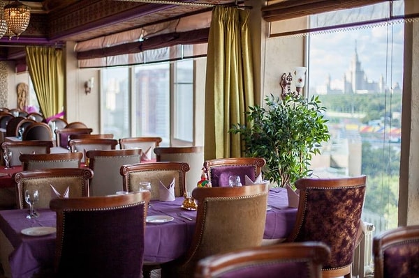 10. «Дарбарс»