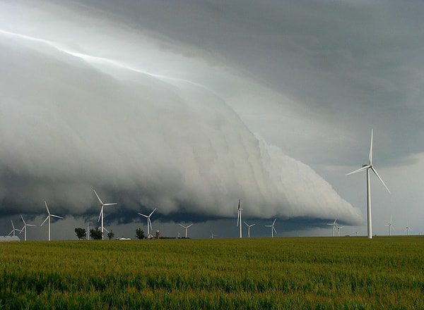 8. Выступающие облака