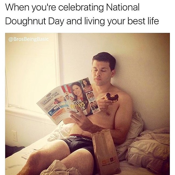 20. Отмечаешь день пончика в лучших традициях