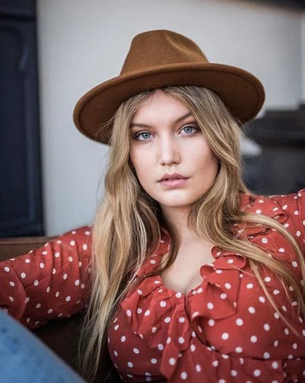 Пожелаем красотке удачи