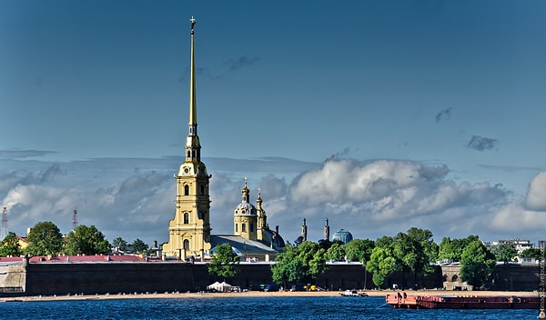 За свои выдающиеся достижения Семён Бадаев был награждён золотой медалью на Владимирской ленте и удостоился офицерского чина.