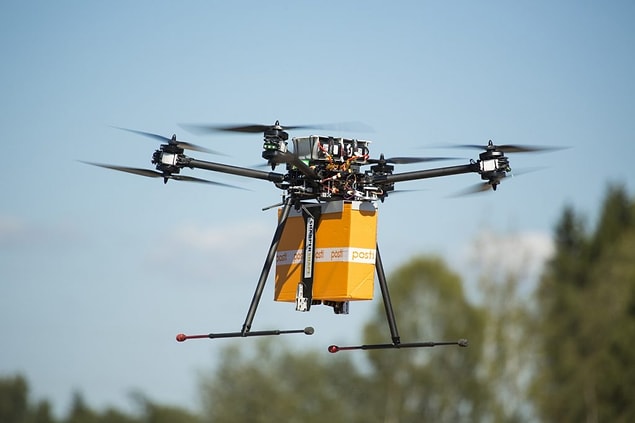 Bu yüzden hemen taze yumurta ve avokadolar kapınıza kadar gönderildi bir drone aracılığı ile.