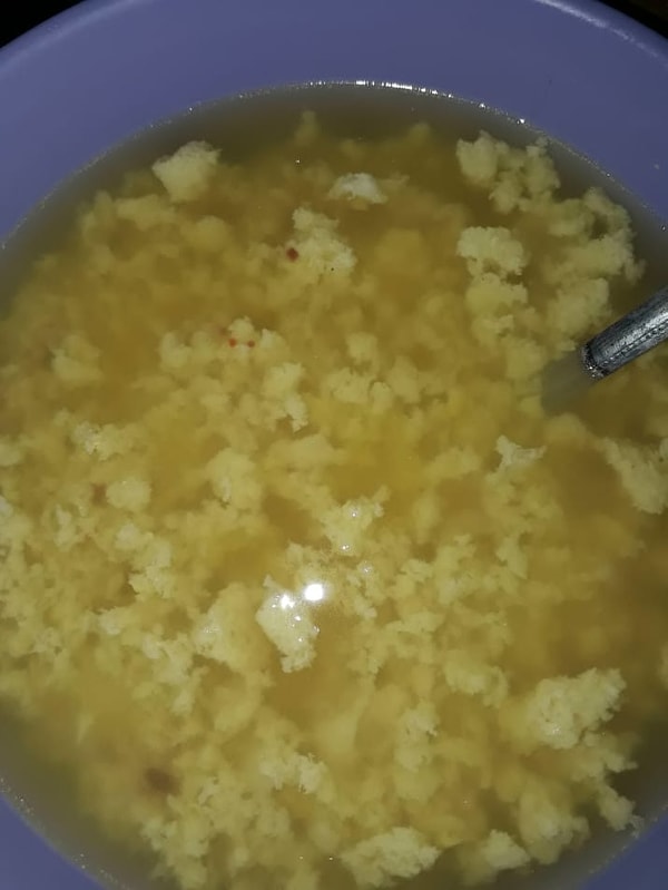 4. А это бульон с яйцами: