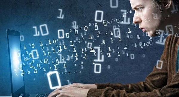 Программист и все, связанное с компьютерами!