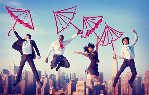 14. Приживётся тренд или нет - пока неизвестно, но, так или иначе, он запросто может сделать любой образ более романтичным и загадочным! 😍