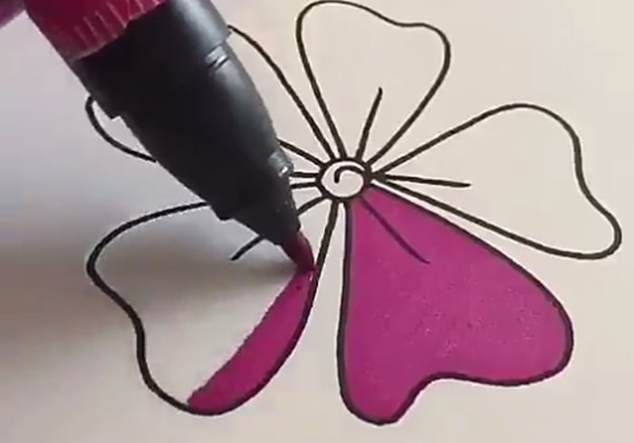 İzlemesi Aşırı Keyifli Şeylerde Bugün: İnsanda Sinir Stres Bırakmayan Boyama Sanatı