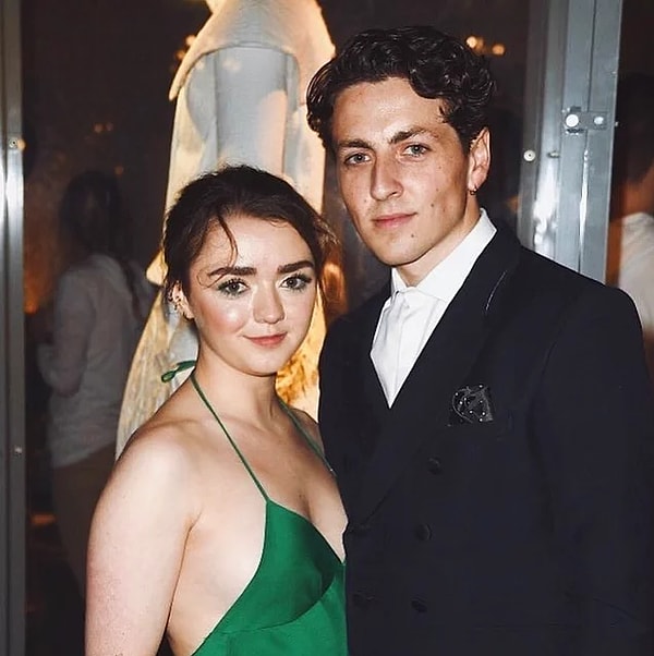 3. Мэйси Уильямс - Олли Джексон