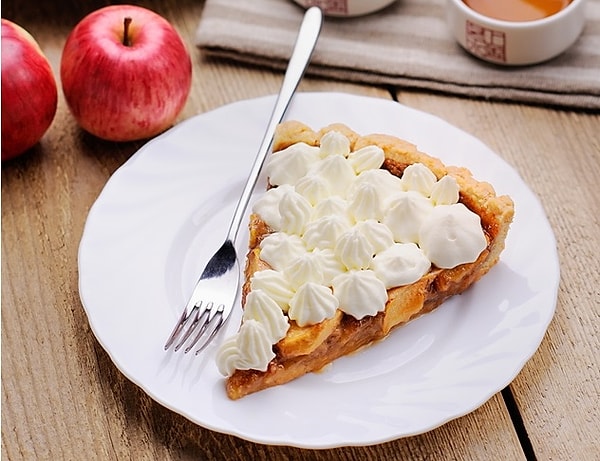 Яблочный пирог с медом