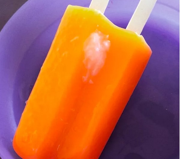 11. "Я не могу съесть это мороженое, потому что на нём лёд!"