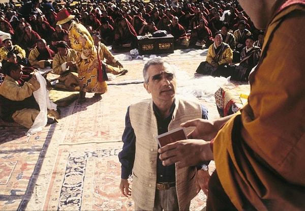 4. Kundun (1997) - Film sebebiyle Martin Scorsese, senarist Melissa Mathison ve o zamanki kocası olan Harrison Ford da dahil olmak üzere 50'den fazla kişinin Tibet'e girişi yasaklandı.