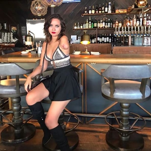 8. Лорен призналась, что ей нравится тот факт, что она может заставить людей смеяться