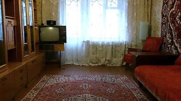 12. Вы можете жить в простой, скучной квартире и не переживать из-за этого ?