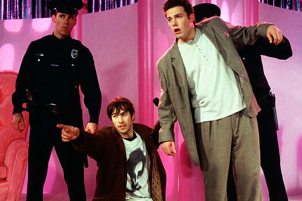 12. Тусовщики