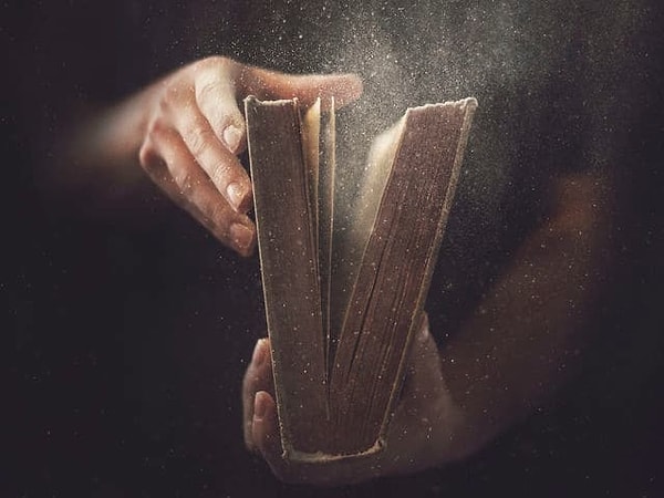 8. И наконец: если бы о вас была написана книга, к какому жанру она бы относилась?