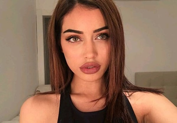 7. А она достигла совершеннолетия?