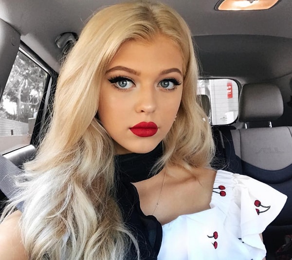 3. Эта девушка достигла совершеннолетия?