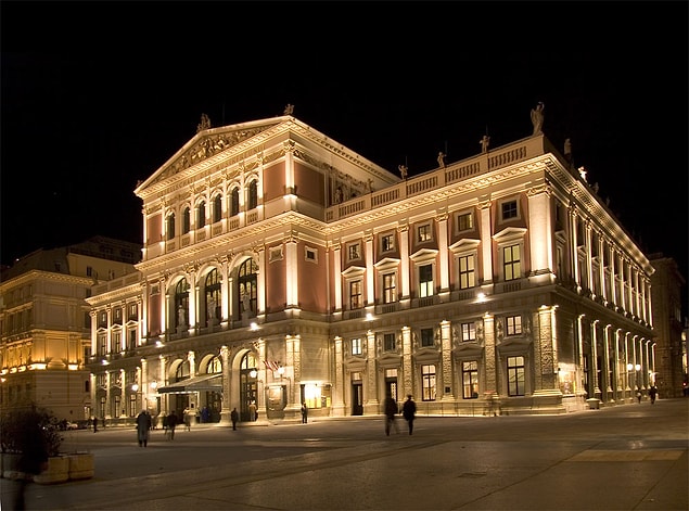 22 Eylül’de Viyana’nın ünlü salonu Musikverein Vienna’da yapılacak ödül törenine davet edillen Koşar, burada canlı performansının ardından ödülünü alacak.