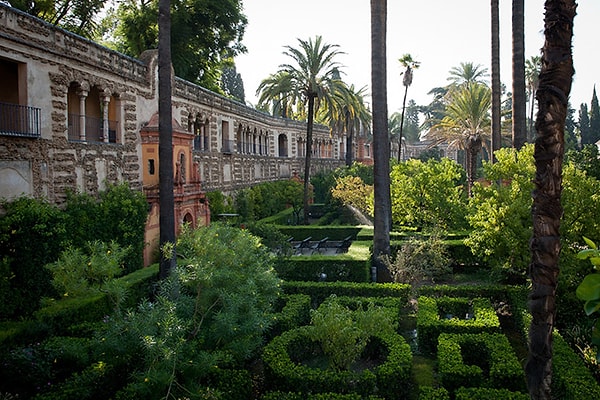 10. Севильский Алькасар — Водные сады, Дорн