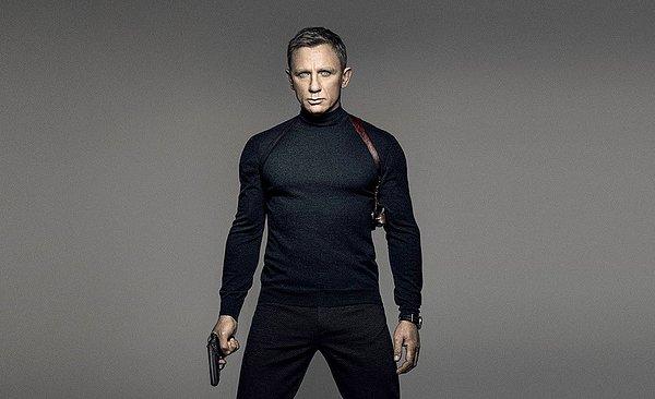 5. Haberlerde bir daha Bond olmayacağını üstüne basa basa belirtip kabak tadı veren Daniel Craig, 25. James Bond filminde yer alacağını açıkladı.