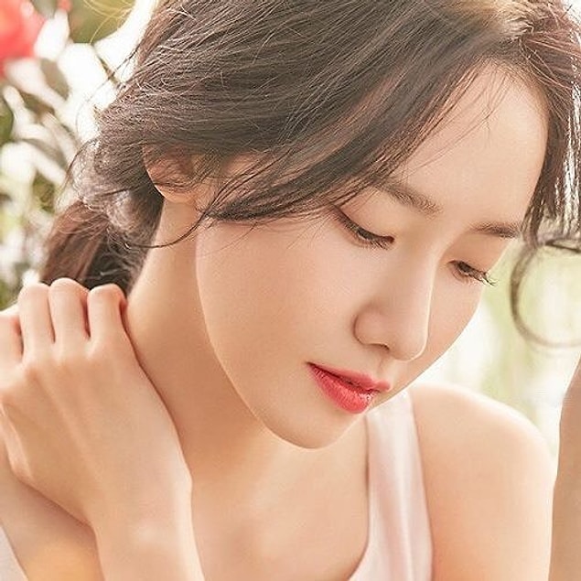 15-D Yoona
