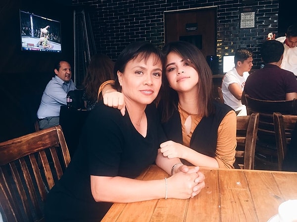 7. "Для меня было бы мечтой встретиться с Селеной. Хотя я буду просто счастлива, если она просто узнает о моем существовании", - призналась девушка.