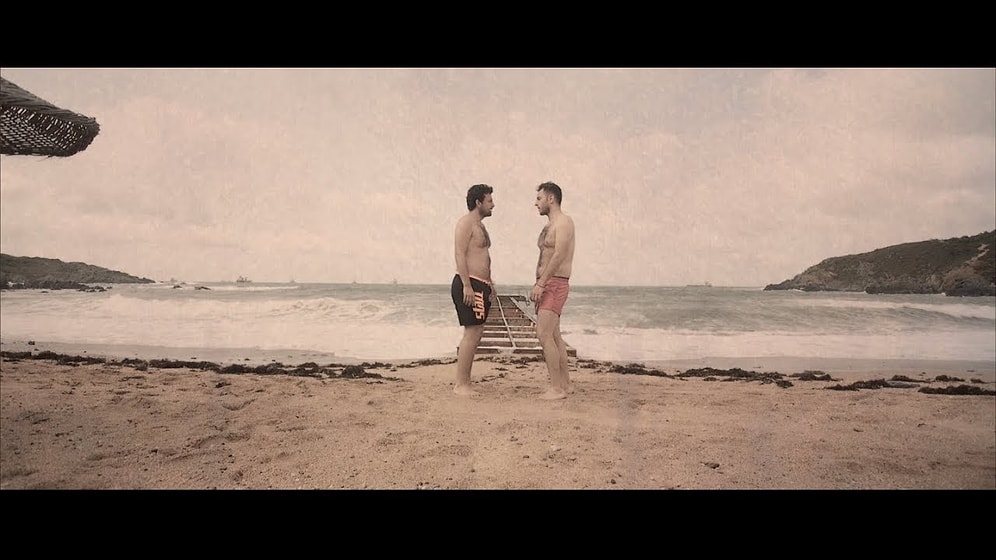 Plaj Adamı vs Beach Erkeği