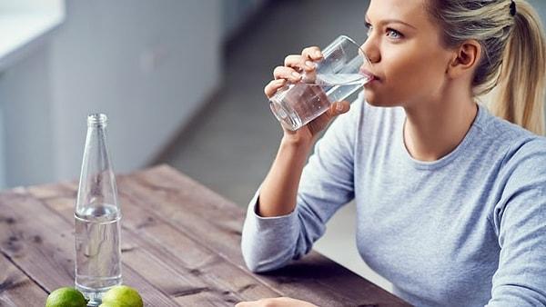 2. Böbrek sağlığınızı korumak için bol bol su tüketin!