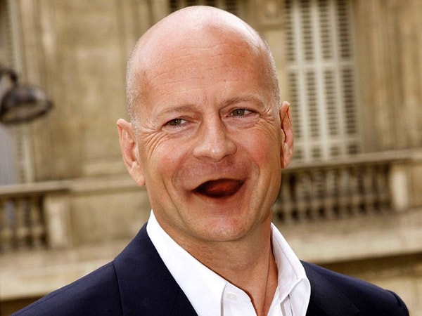 17. Брюс Уиллис