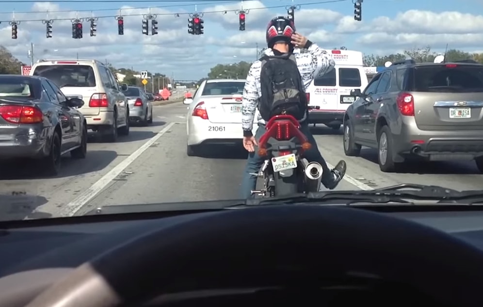 Bunlar Hangi Kafanın Ürünü: Trafikte Karşılaşılmış Birbirinden İlginç Görüntüler