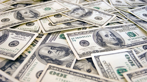 7. А официально самая богатая страна?