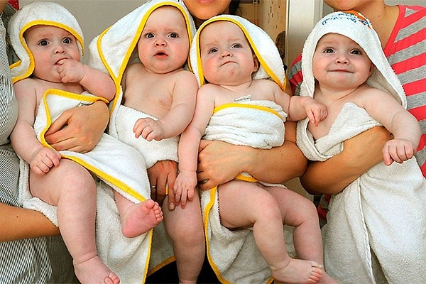 Четверо детей