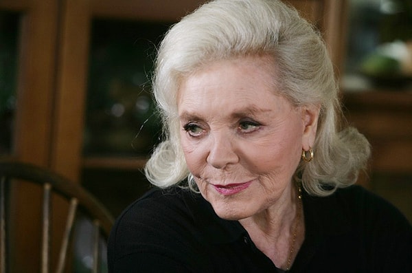 7. Лорен Бэколл - "Кармел" (2012)