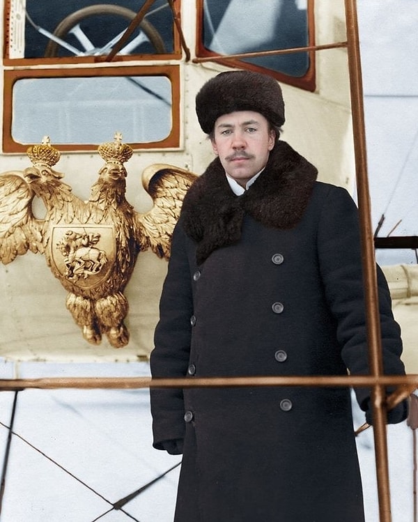 9. Игорь Иванович Сикорский, русский и американский авиаконструктор, учёный, изобретатель