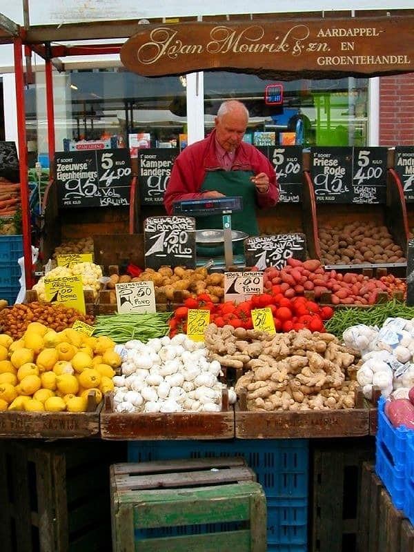 8. 2014 yılında yayımlanan Oxfam raporuna göre en bol, besinli ve bütçeye uygun yiyecekler Hollanda'da bulunuyor.