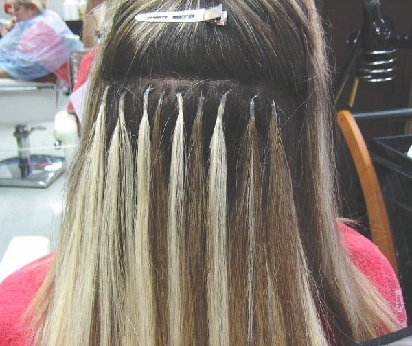 2. Нарощенные волосы, которые выглядят ужасно неестественно, как бы хорошо они не были сделаны