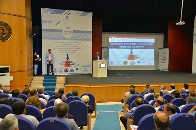 Samsun İl Milli Eğitim Müdürlüğü tarafından düzenlenen “Geleceğin Eğitiminde Yönetici Rolleri” konulu toplantıya Tunceli'den Samsun'a atanan Vali Osman Kaymak da katıldı.