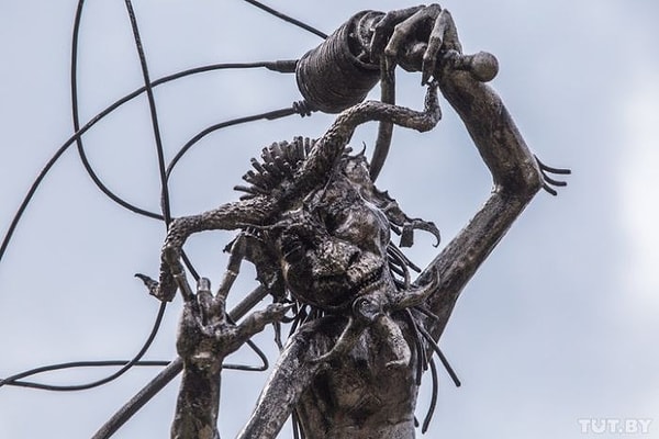 3. Не говоря уже о демонах.