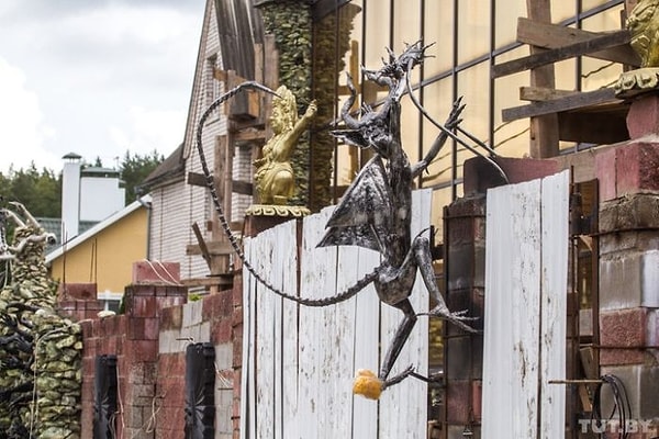 8. Один из жителей даже написал жалобу в муниципалитет.