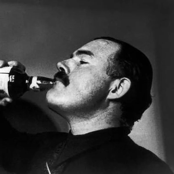 15. Будучи трезвым, претворите в жизнь все свои пьяные обещания — это научит вас держать язык за зубами.