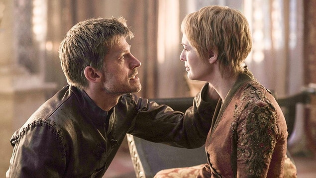 Popüler TV dizisinde Cersei Lannister ve erkek kardeşi Jaime Lannister ensest bir ilişki yaşıyor.