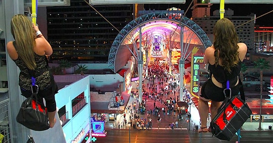 Vegas'ta Muhteşem Bir Zip Line Turu Yapmak İster miydiniz?