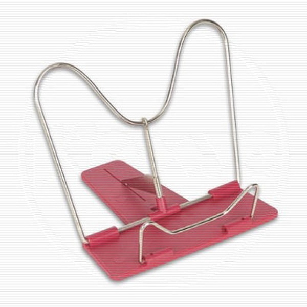 4. А кто помнит это подставку для книг? В основном ее использовали, чтобы прятаться за книгу во время урока и заниматься своими делами :)