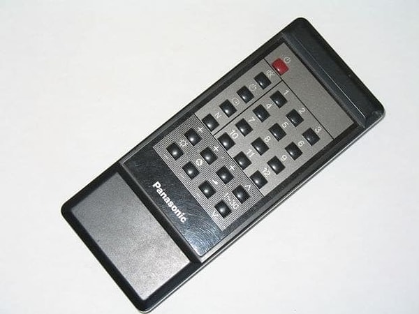 4. Кнопок на пульте хватало на все каналы!