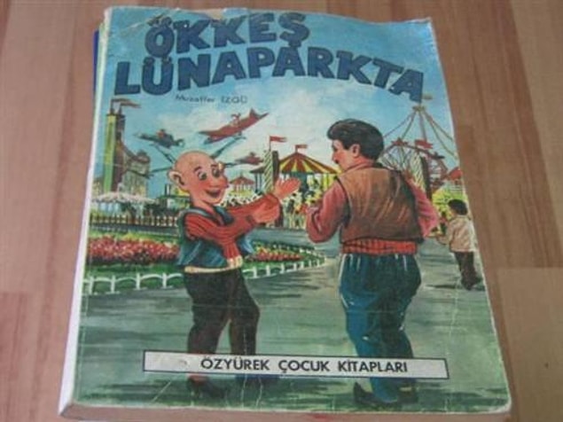 Yazar birçoğumuzun hafızasında 'Ökkeş' kitaplarıyla yer etti ve yüzün üzerinde kitabı yayımlandı.