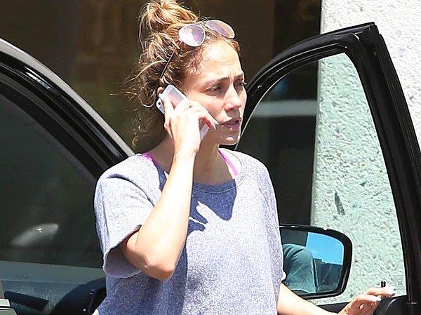 13. Jennifer Lopez, Los Angeles'da spor çıkışı en doğal halini gözler önüne serdi.