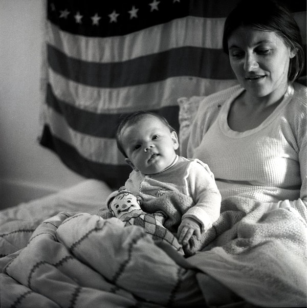 3. Он даже водит их на всевозможные крупные мероприятия.