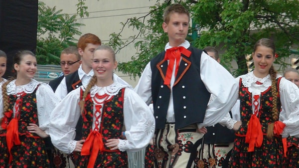 4. Поляки эмигрируют в Германию, Великобританию, Нидерланды и США